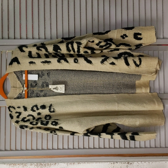 easel Sweaters - NWT Easel Animal Print Cardigan